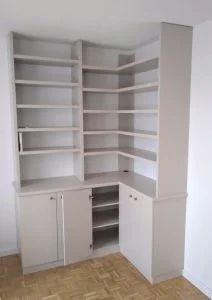 Menuiserie Hottot bibliothèque angle (ouverte)